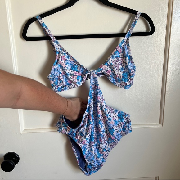 Lulus Other - *SALE* NWOT! Lulu’s One Piece Swimsuit with Cutouts